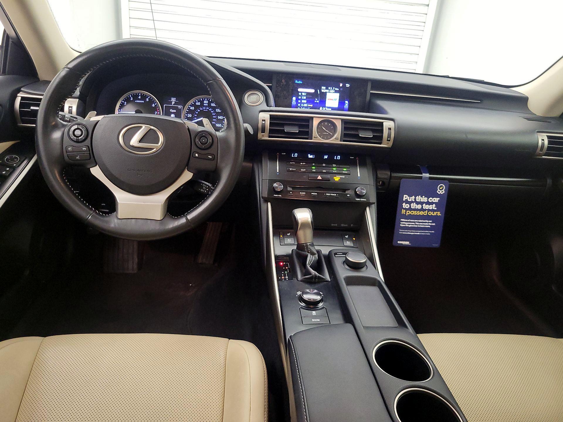 Thumbnail: 2014 Lexus IS - 9