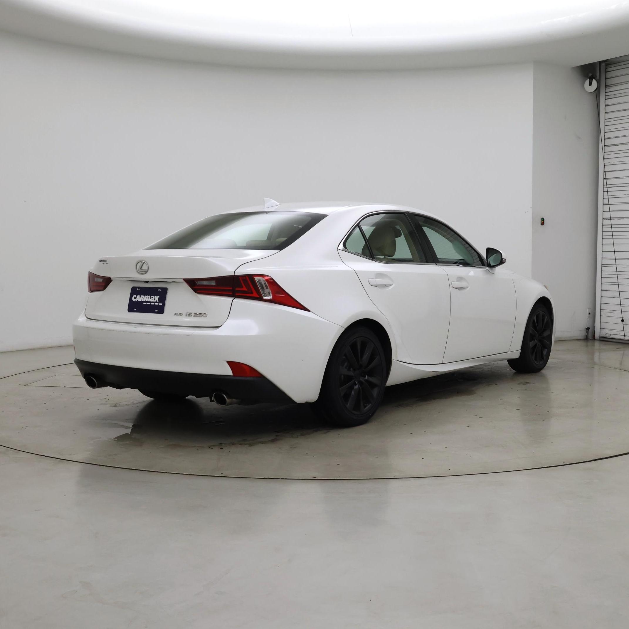 Thumbnail: 2014 Lexus IS - 8