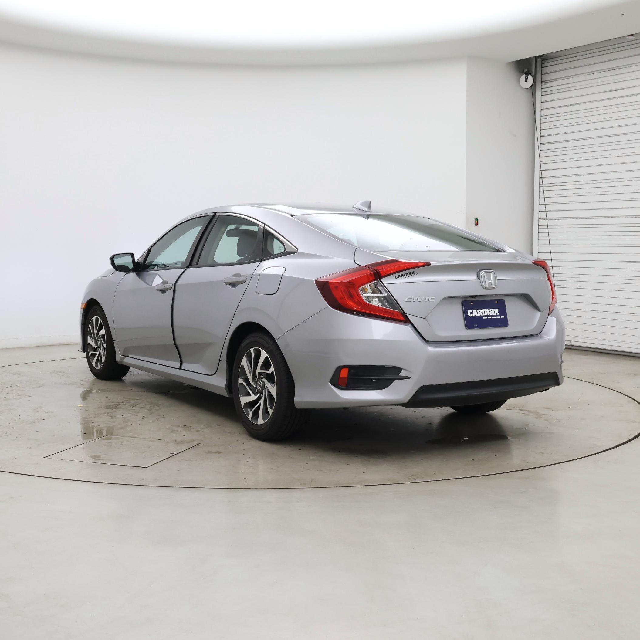 Thumbnail: 2018 Honda Civic - 2