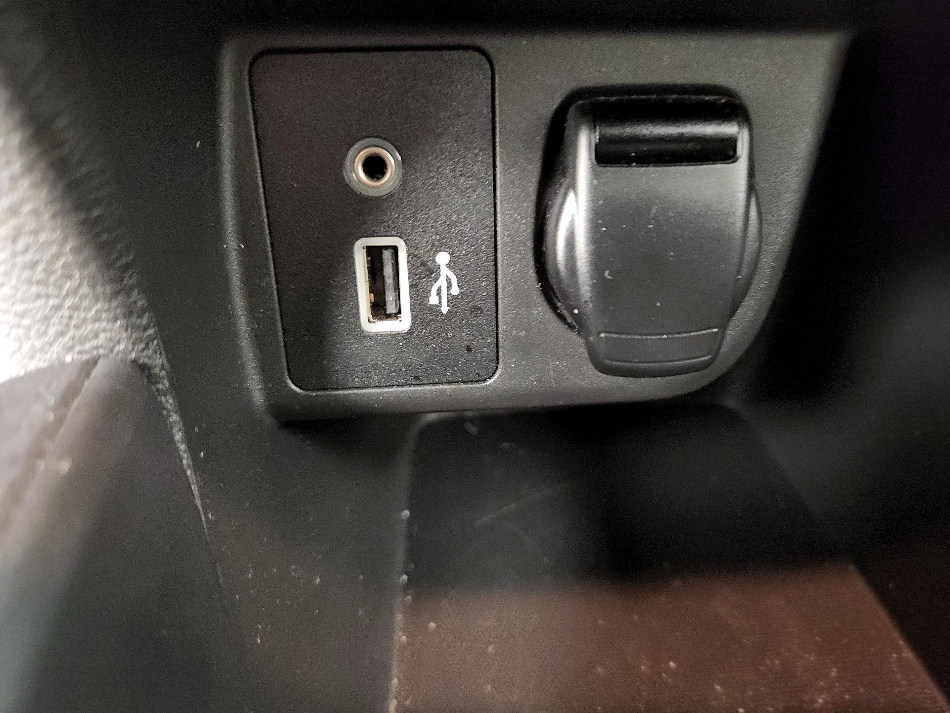 Thumbnail: 2020 Nissan Versa - 17