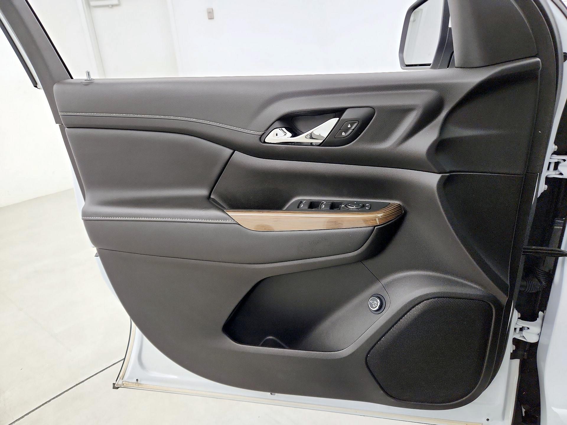 Thumbnail: 2021 GMC Acadia - 12