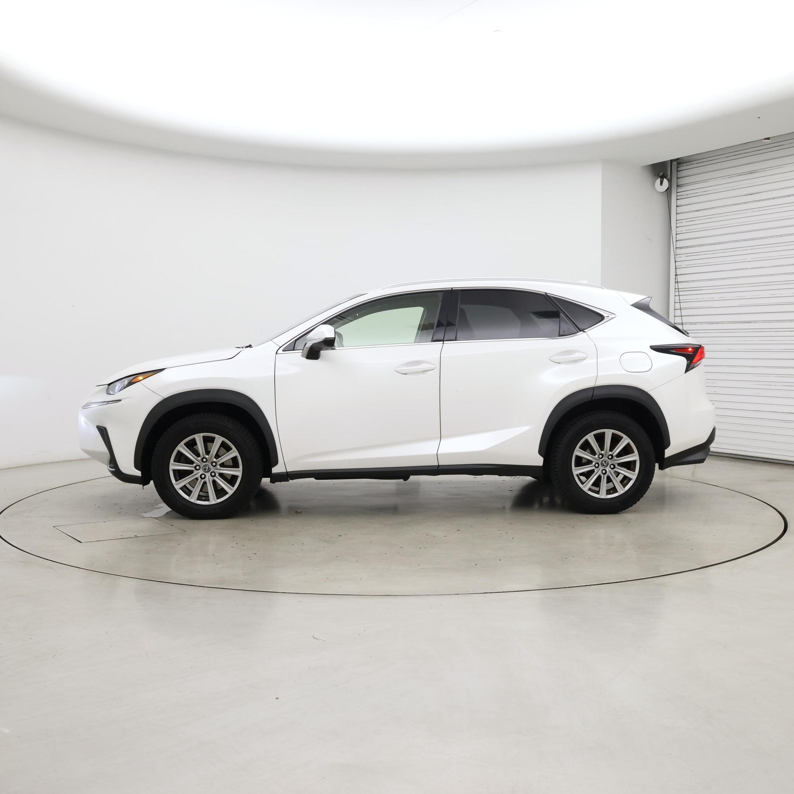 Thumbnail: 2018 Lexus NX - 3