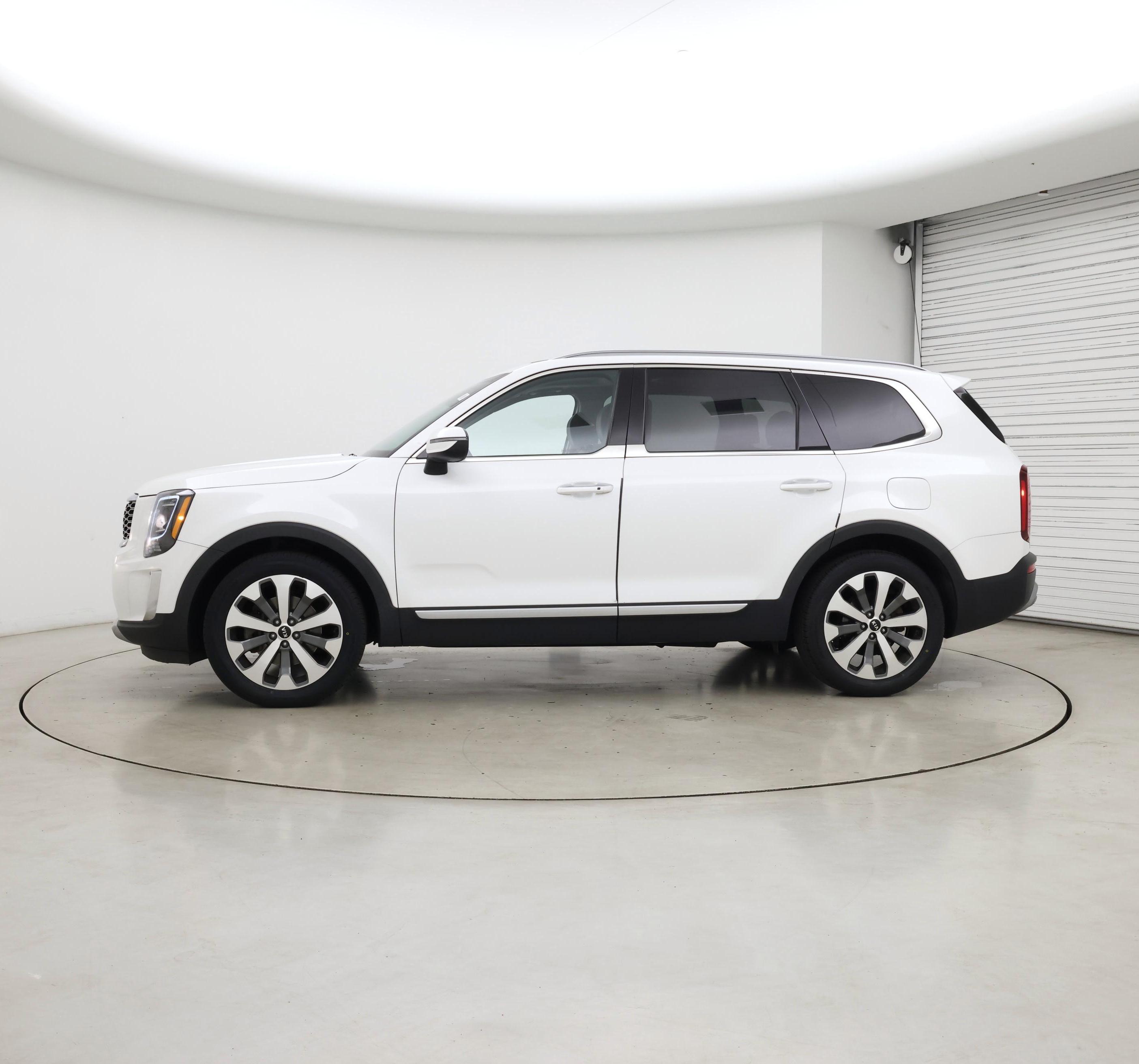 Thumbnail: 2020 Kia Telluride - 3