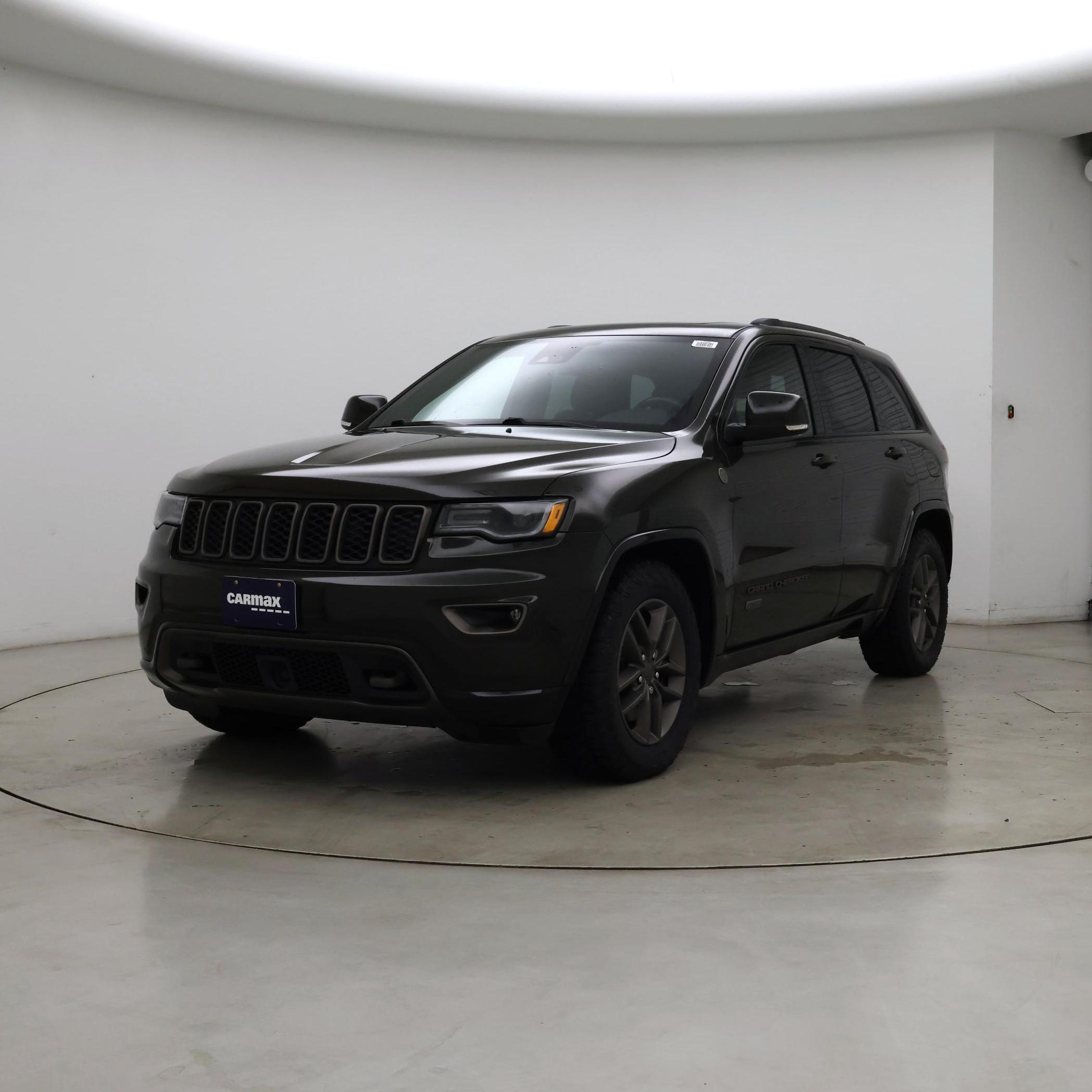 Thumbnail: 2016 Jeep Grand Cherokee - 4