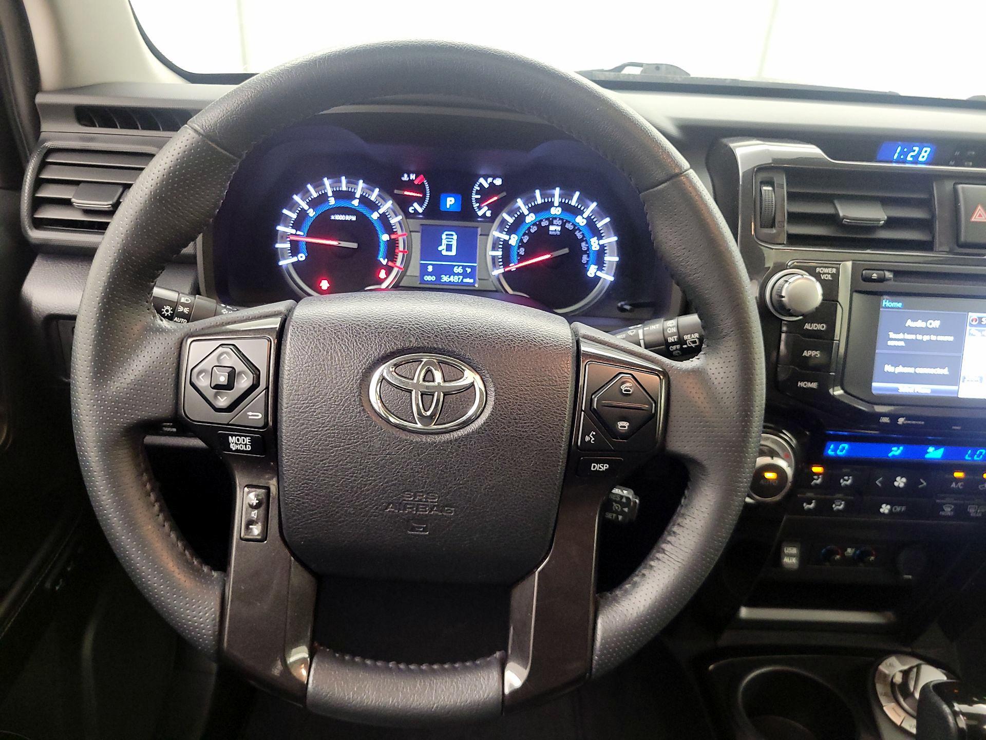 Thumbnail: 2019 Toyota 4Runner - 10