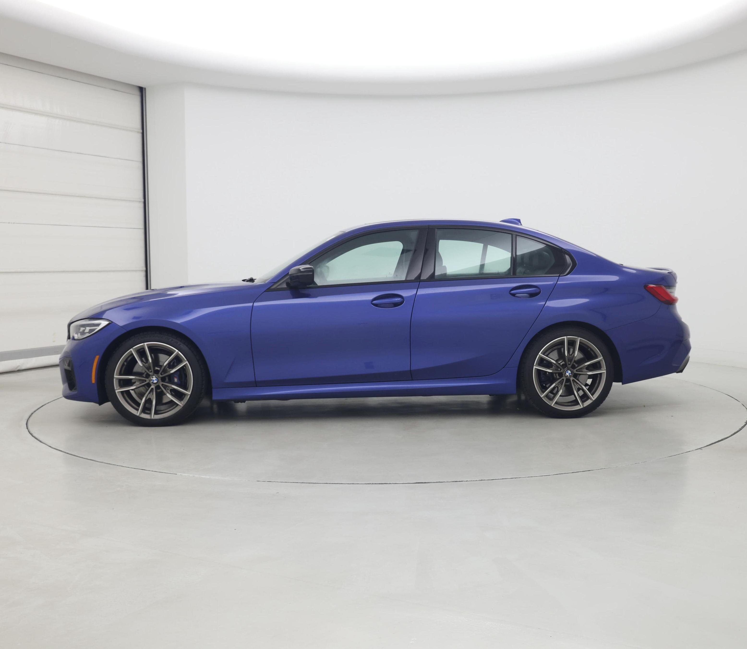 Thumbnail: 2021 BMW 3 Series - 3