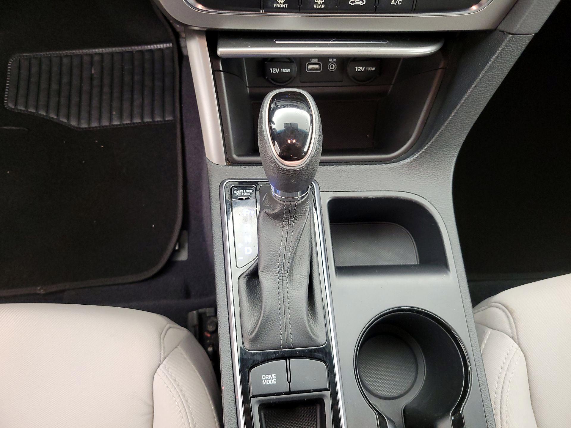 Thumbnail: 2017 Hyundai Sonata - 17