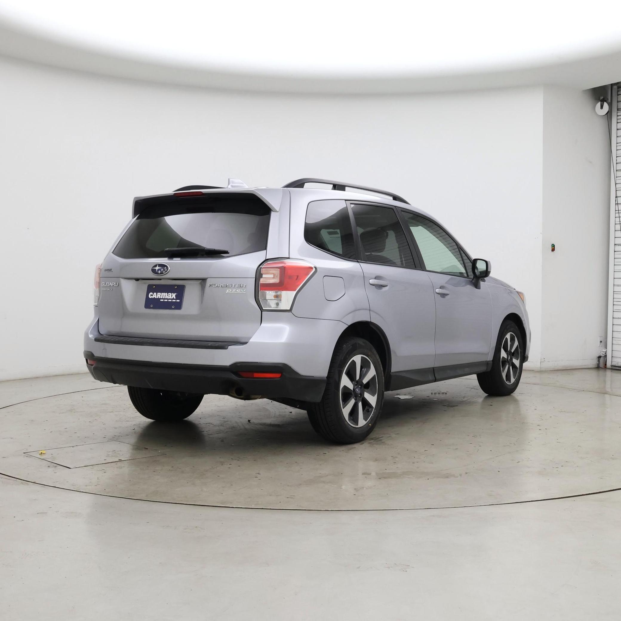 Thumbnail: 2017 Subaru Forester - 8