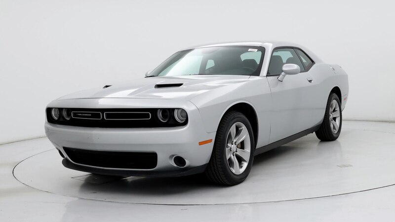 2022 Dodge Challenger SXT 4