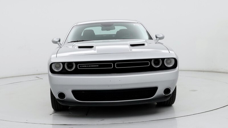 2022 Dodge Challenger SXT 5