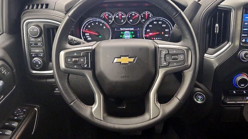 2022 Chevrolet Silverado 1500 LT 10