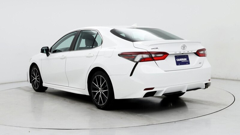 2021 Toyota Camry SE 2