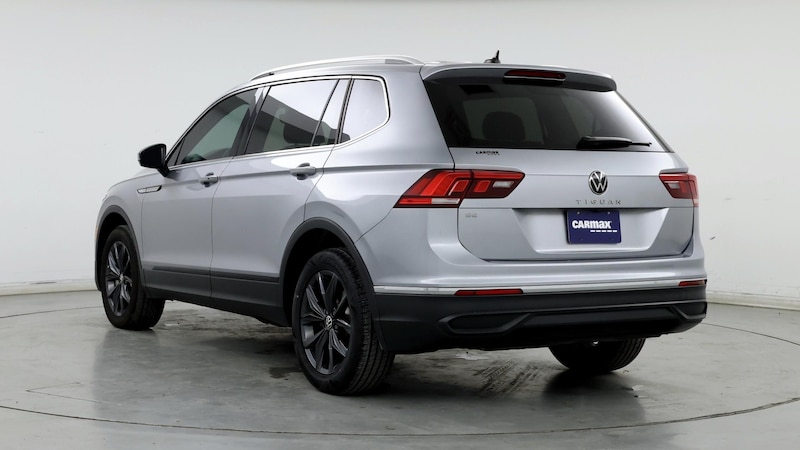 2022 Volkswagen Tiguan SE 2