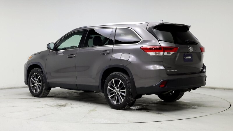 2019 Toyota Highlander XLE 2