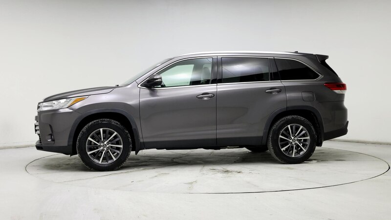 2019 Toyota Highlander XLE 3