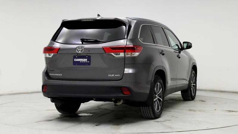 2019 Toyota Highlander XLE 8