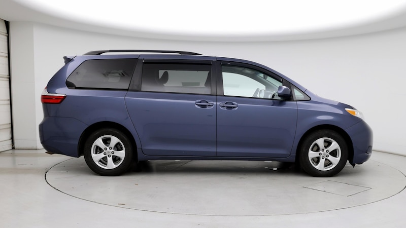 2016 Toyota Sienna LE 7