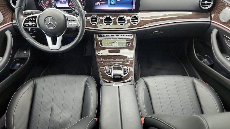 2019 Mercedes-Benz E-Class E 300 9