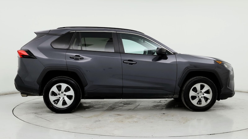 2020 Toyota RAV4 LE 7