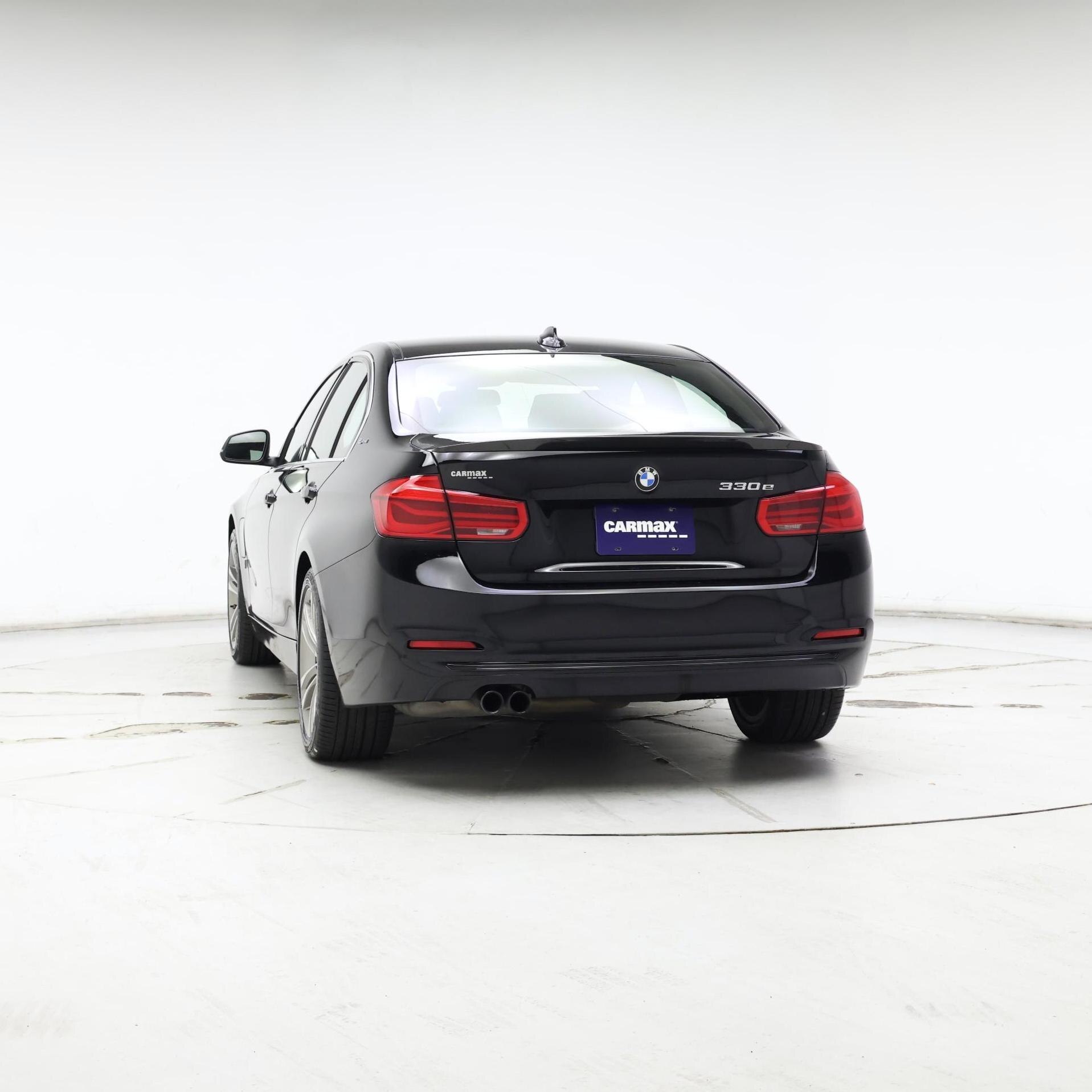 Thumbnail: 2017 BMW 3 Series - 6