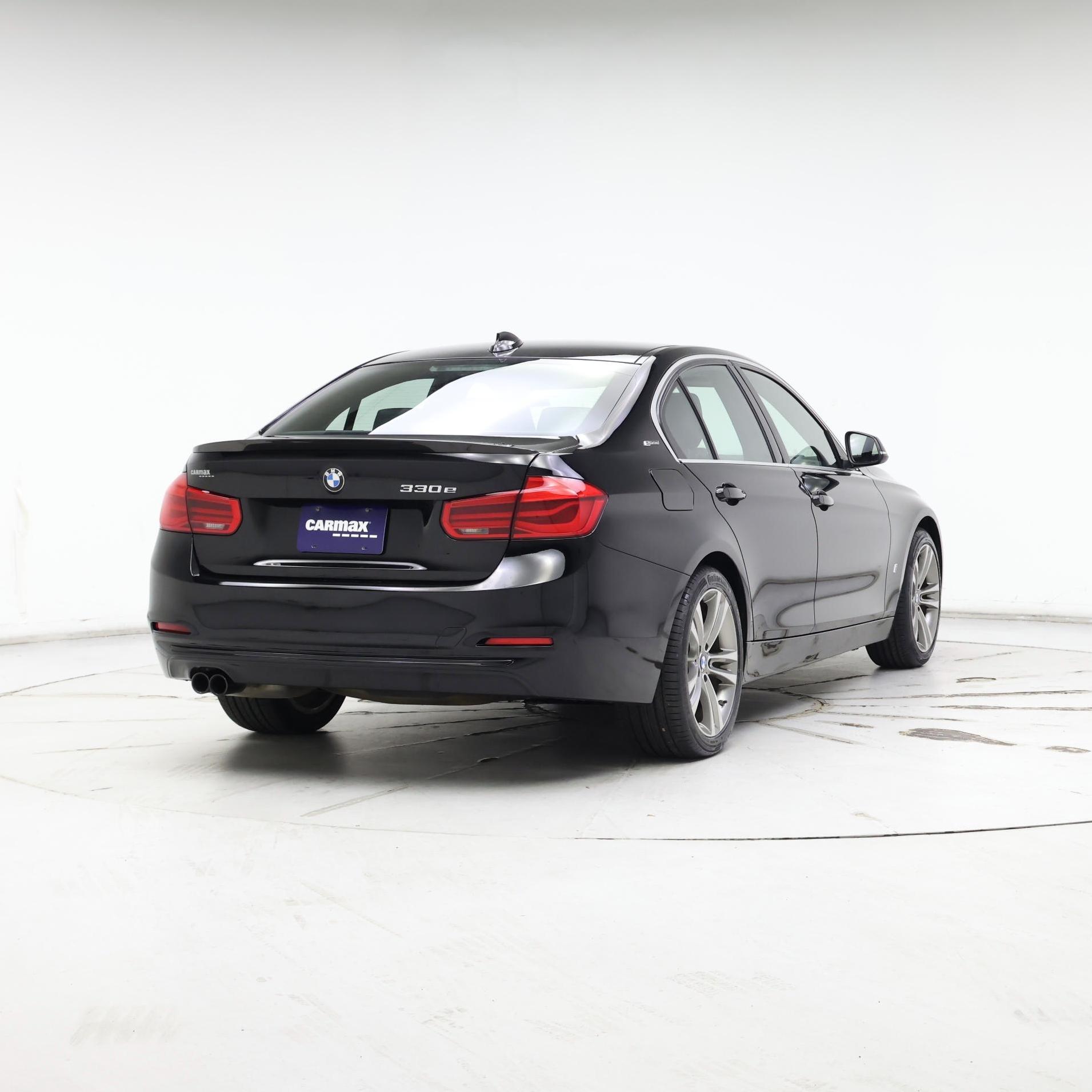 Thumbnail: 2017 BMW 3 Series - 8