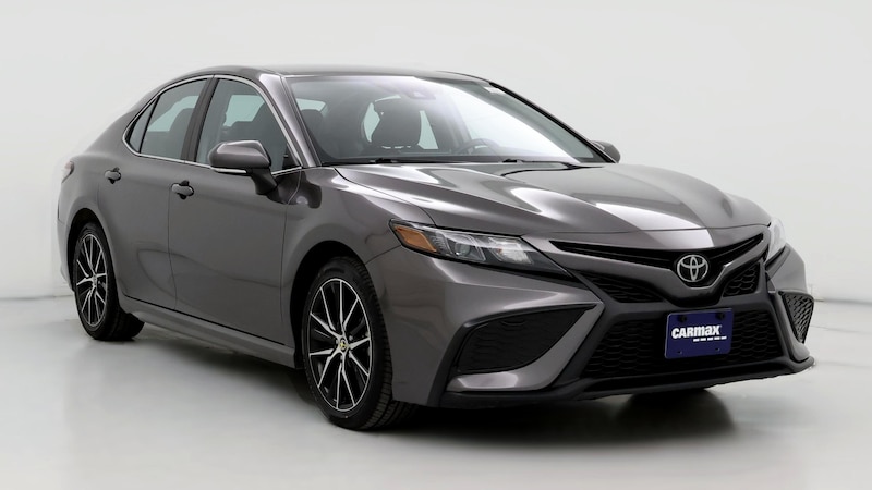 2022 Toyota Camry SE Hero Image