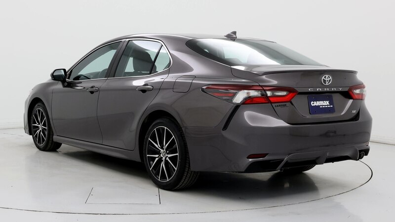 2022 Toyota Camry SE 2