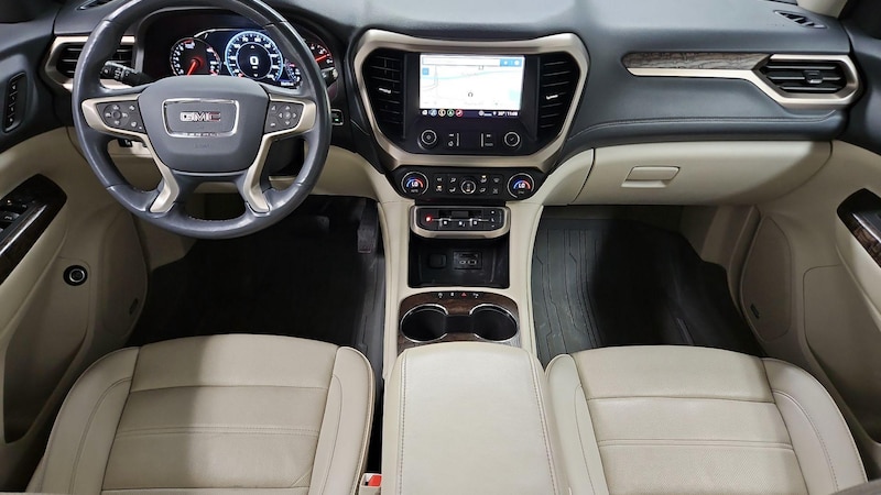 2021 GMC Acadia Denali 9