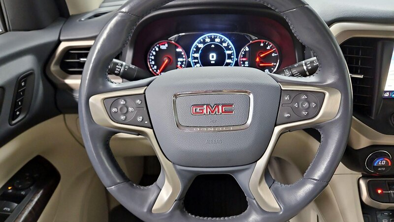 2021 GMC Acadia Denali 10