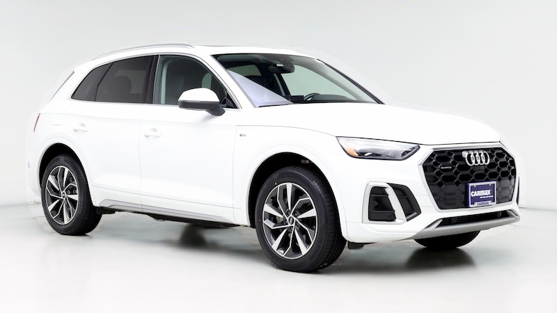 2023 Audi Q5 e Premium Plus Hero Image