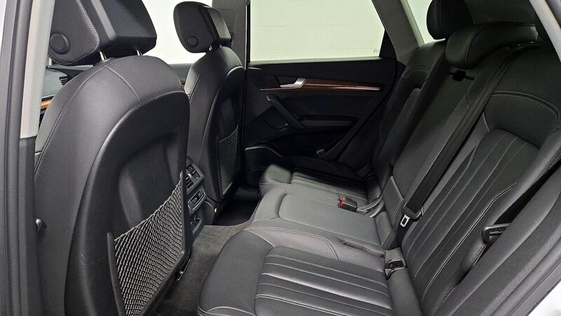 2023 Audi Q5 e Premium Plus 20