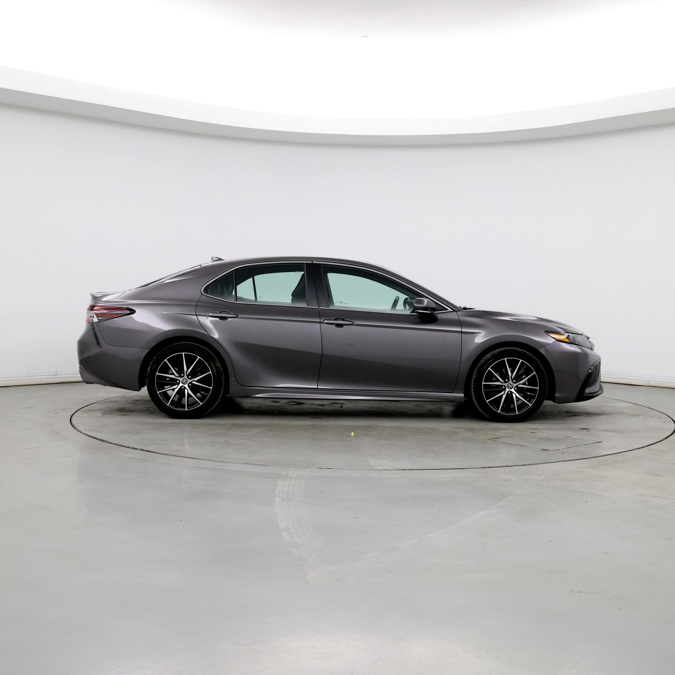 Thumbnail: 2023 Toyota Camry - 7