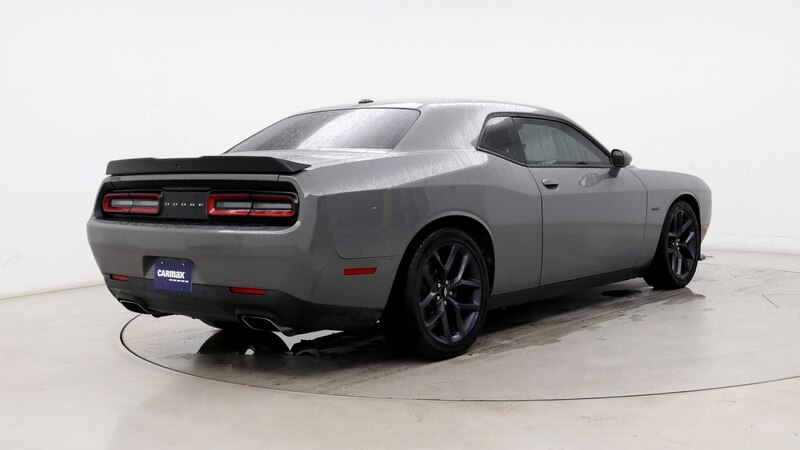 2019 Dodge Challenger R/T 8