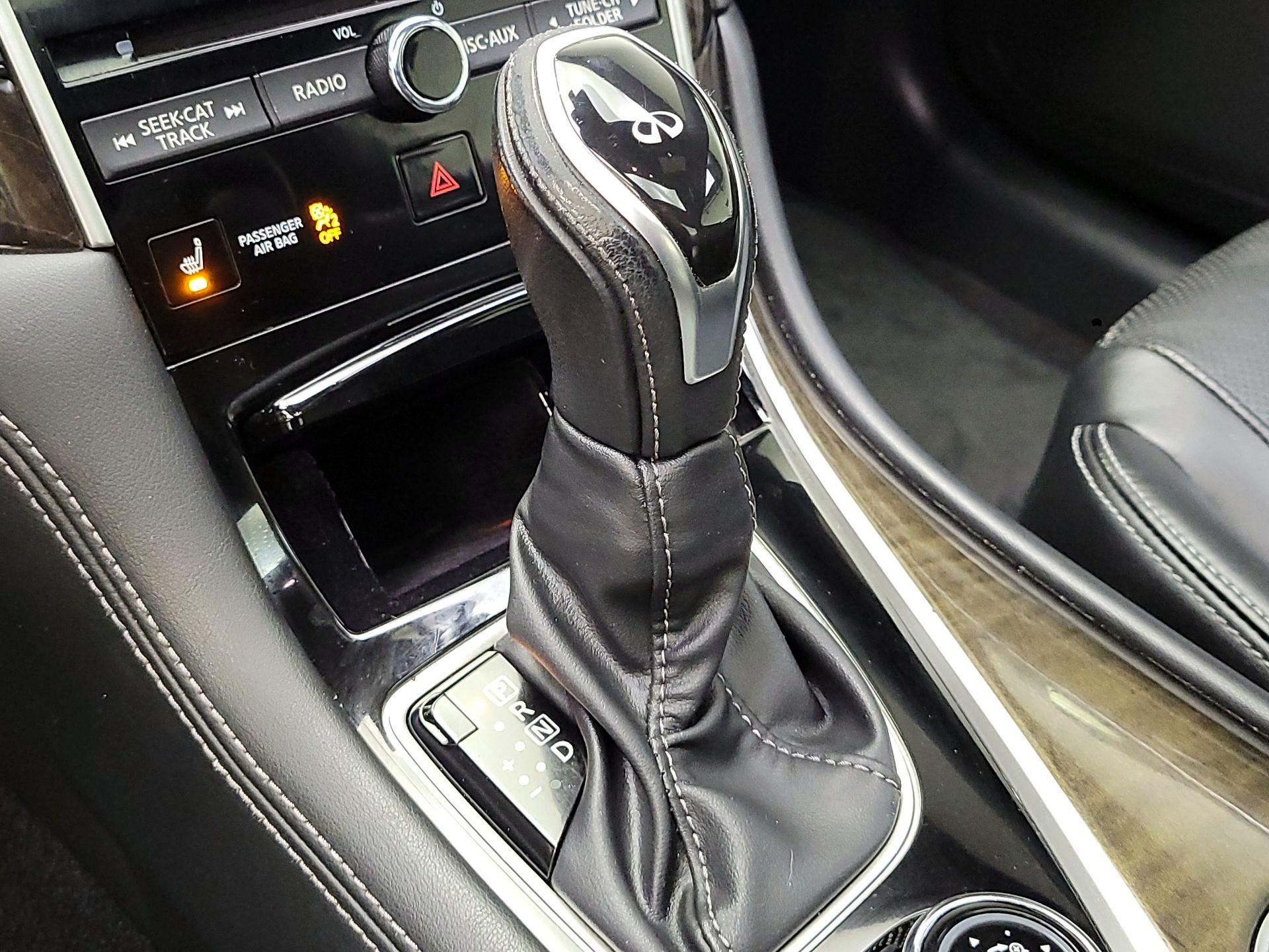 Thumbnail: 2017 INFINITI Q60 - 18