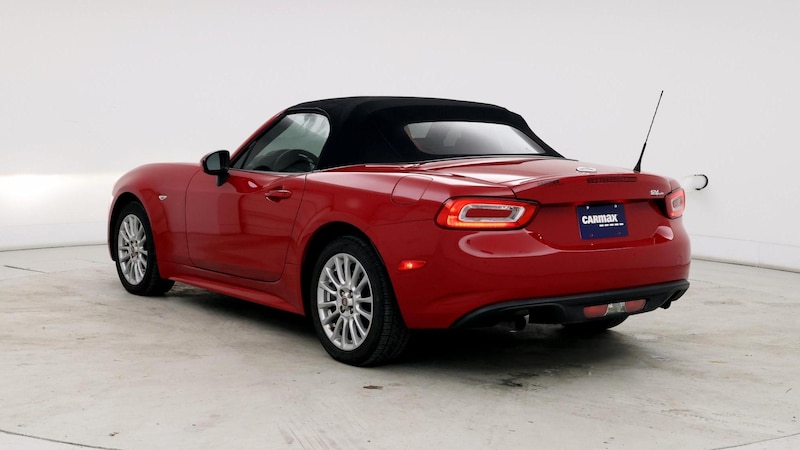 2017 Fiat 124 Spider Classica 2