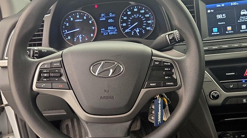 2018 Hyundai Elantra SE 10