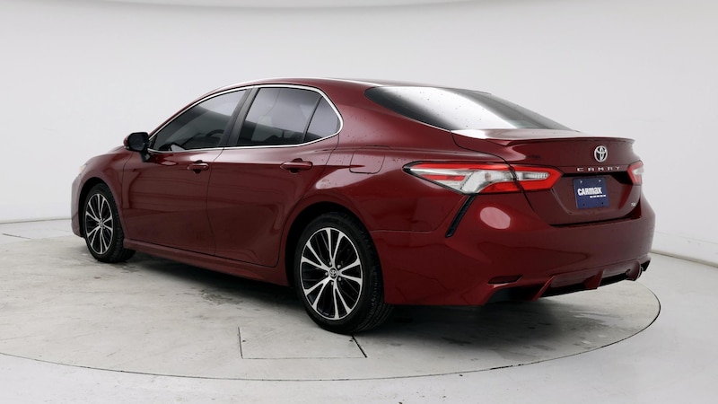 2018 Toyota Camry SE 2