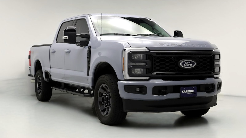 2024 Ford F-250 Lariat Hero Image