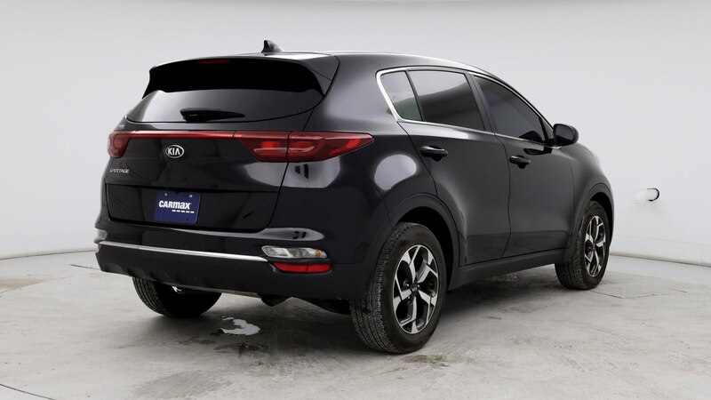 2022 Kia Sportage LX 8