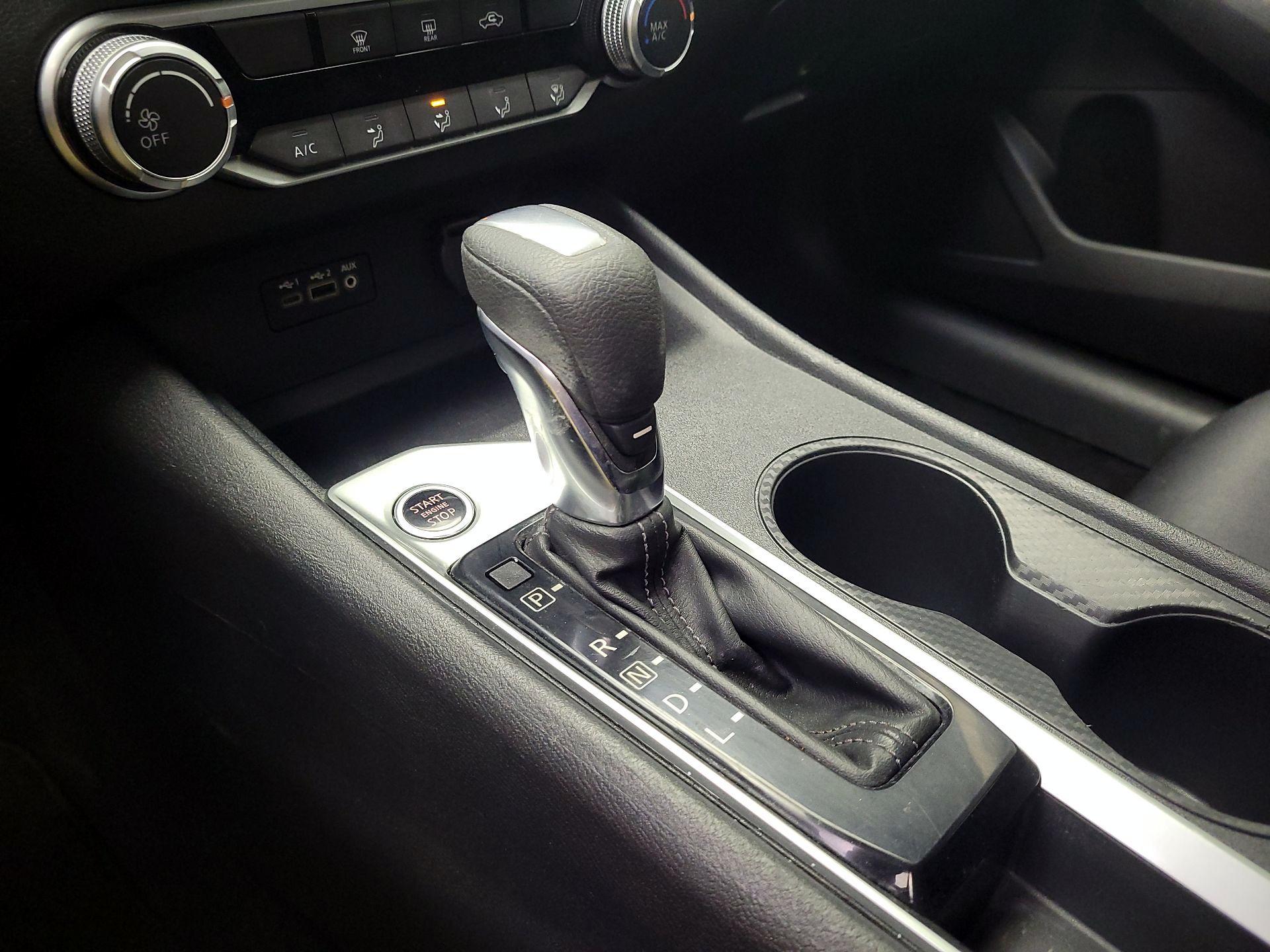 Thumbnail: 2019 Nissan Altima - 17