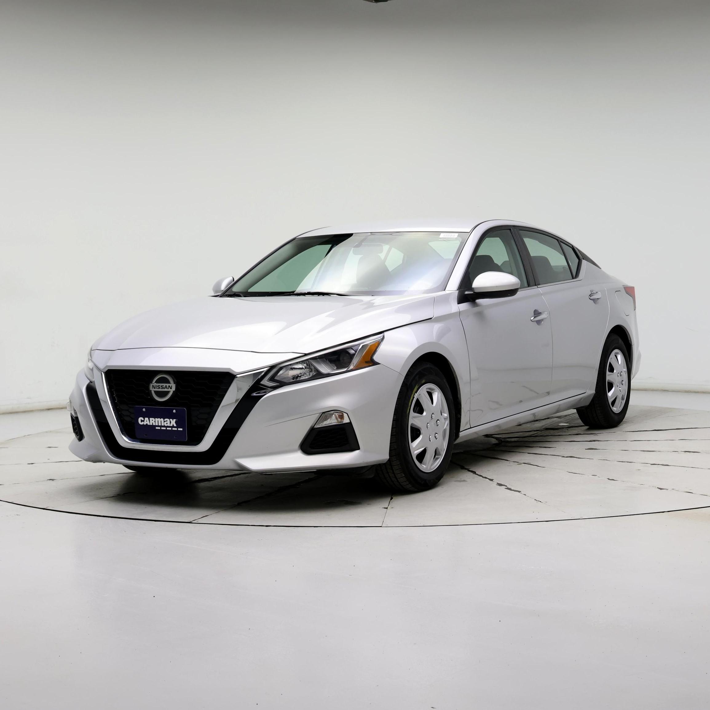 Thumbnail: 2019 Nissan Altima - 4