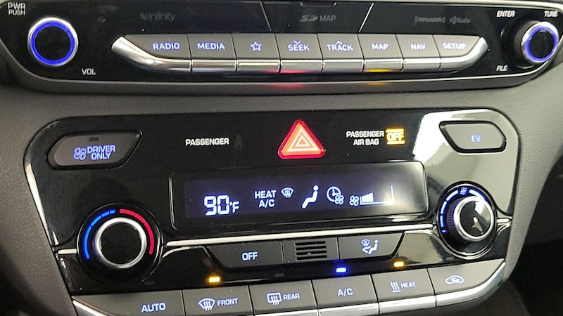 2019 Hyundai Ioniq Limited 17
