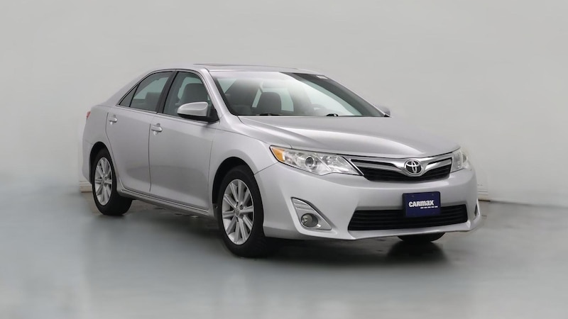 2014 Toyota Camry XLE Hero Image