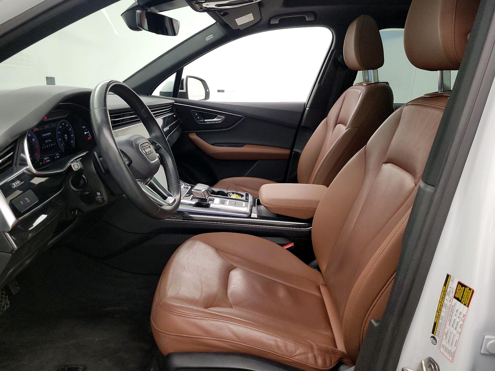 Thumbnail: 2021 Audi Q7 - 11