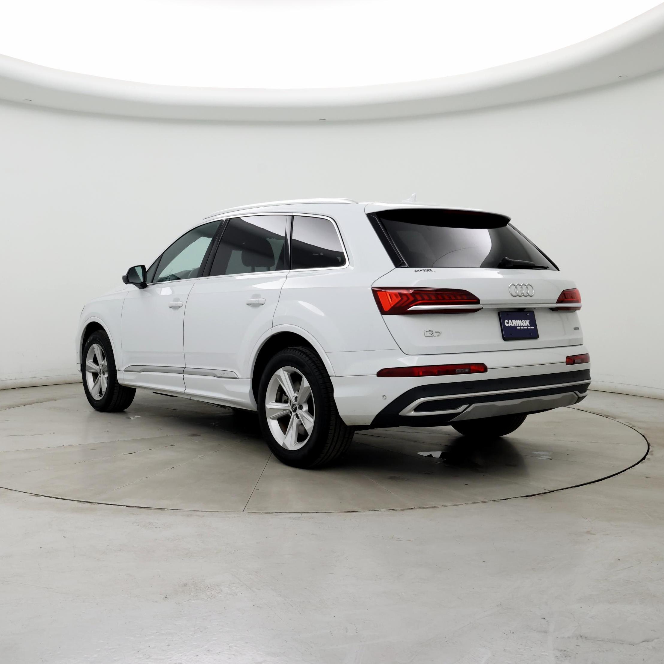 Thumbnail: 2021 Audi Q7 - 2