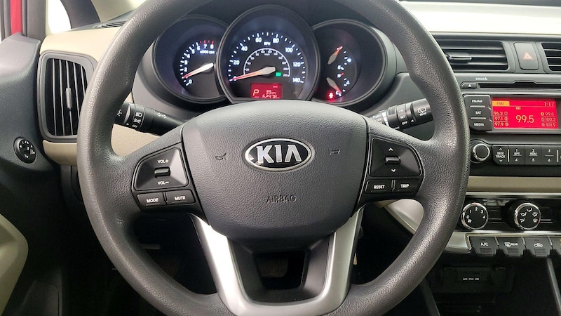 2015 Kia Rio5 LX 10