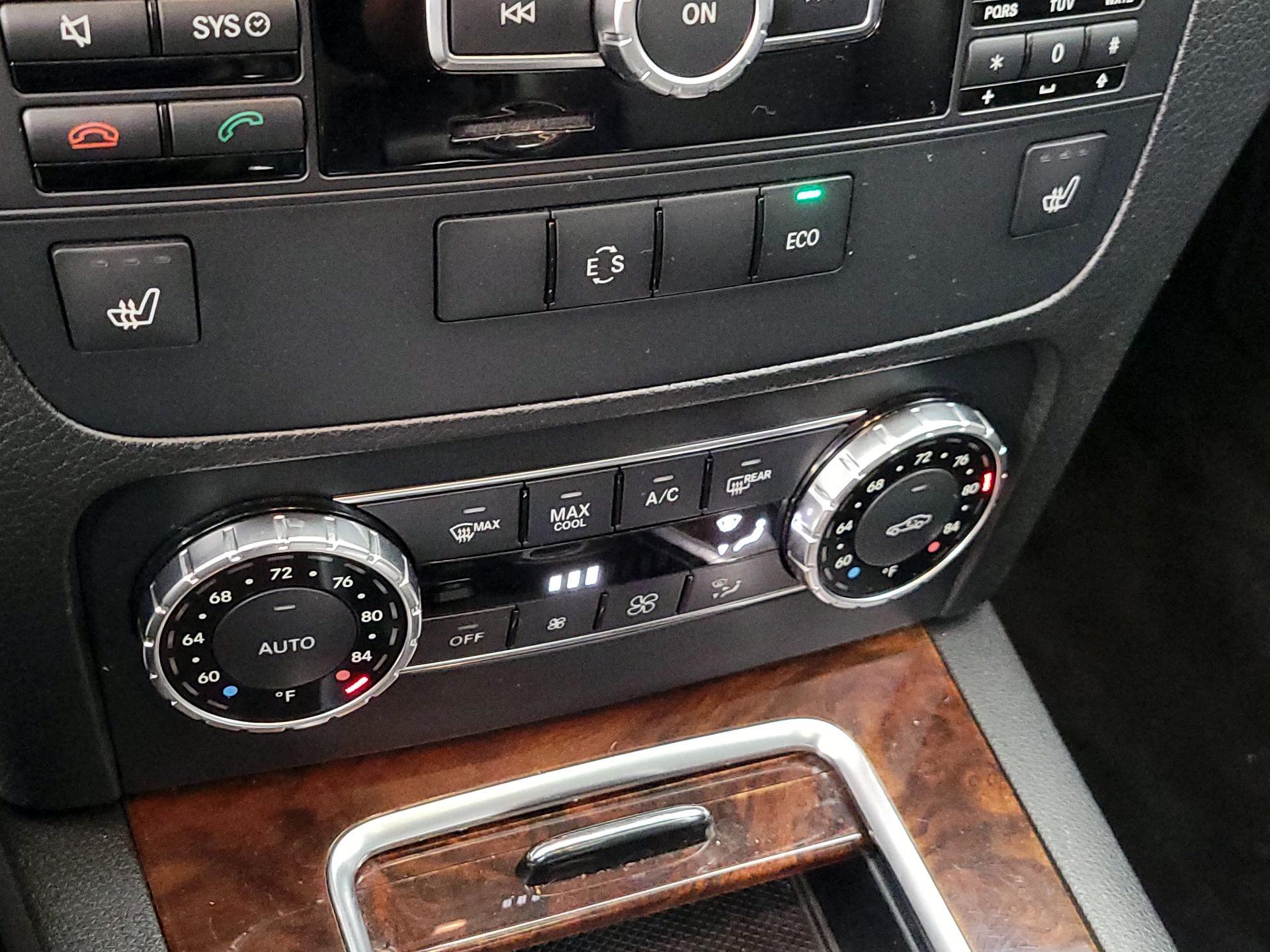 Thumbnail: 2014 Mercedes-Benz GLK - 16