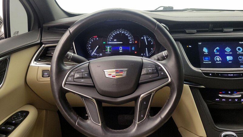 2017 Cadillac XT5  10