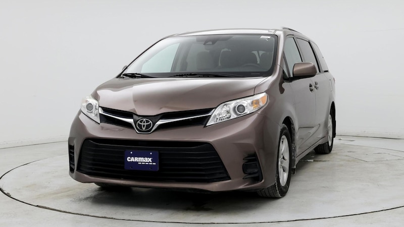 2020 Toyota Sienna LE 4