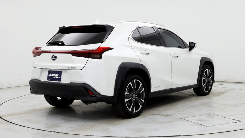 2022 Lexus UX 250h 8